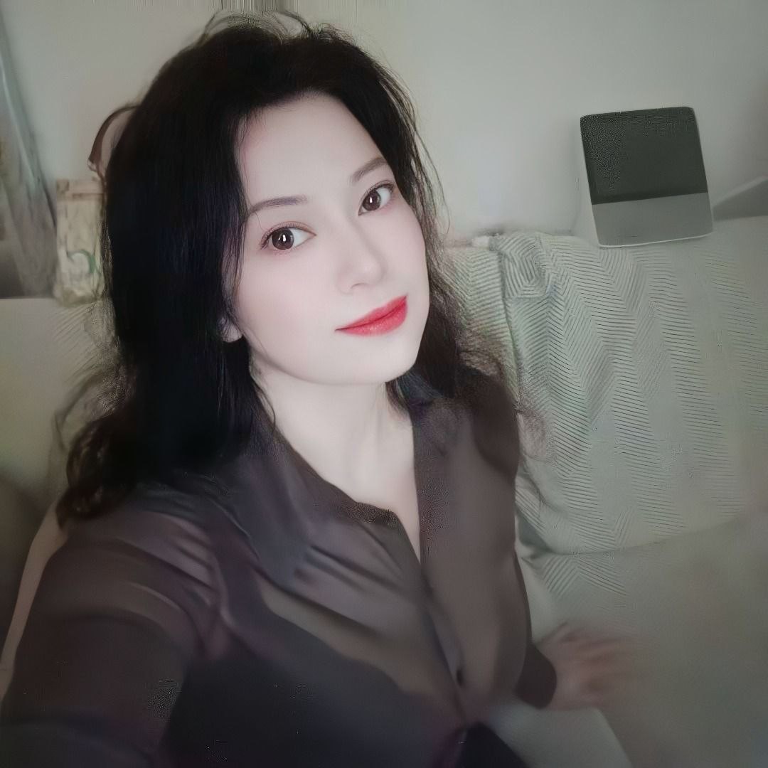 莉莉抓龙筋